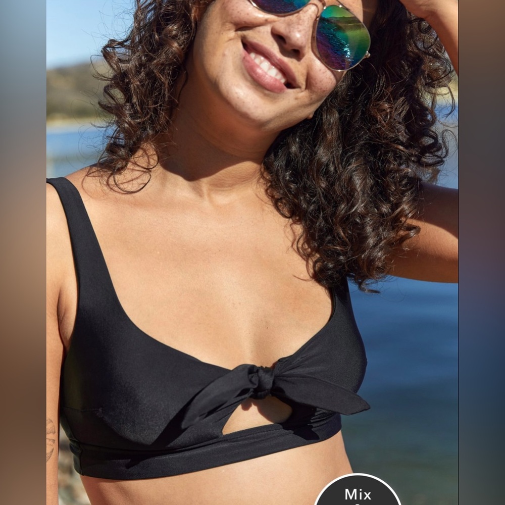 Brand new small AE bikini top